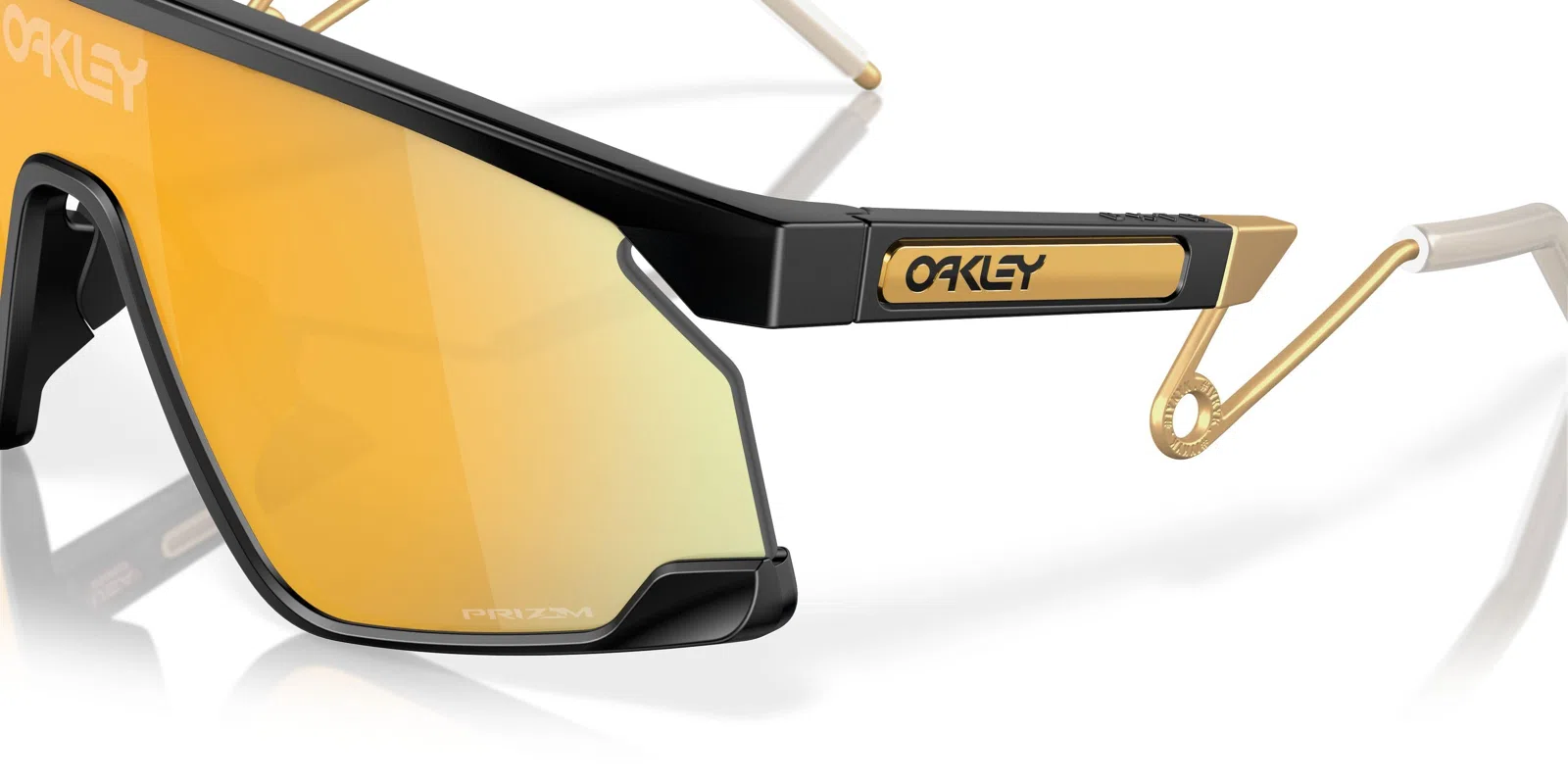 Oakley Bxtr Metal 9237 Sunglasses - view 62